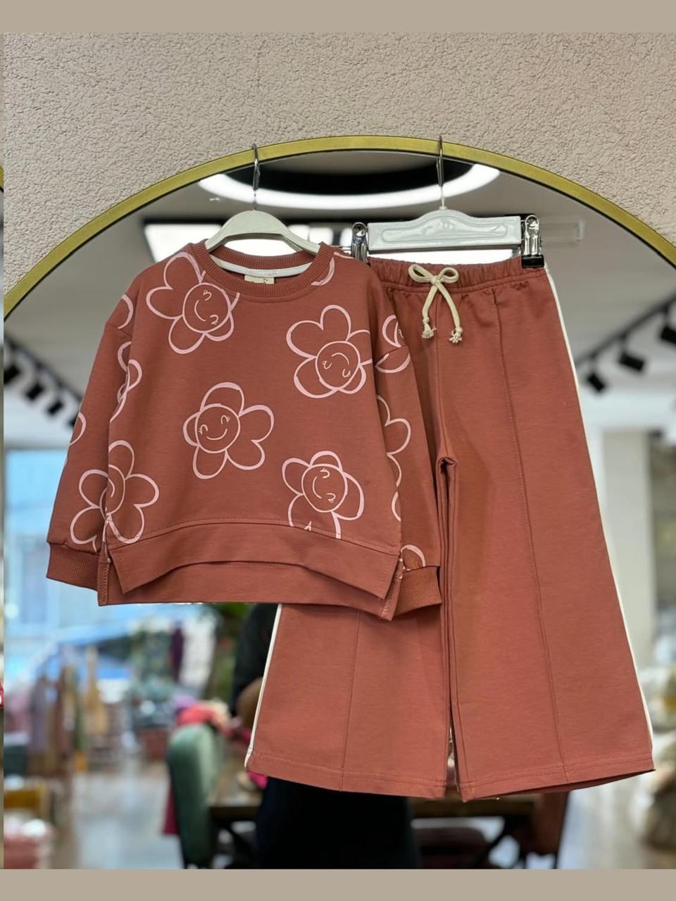 Girl Flower Winter Tracksuit